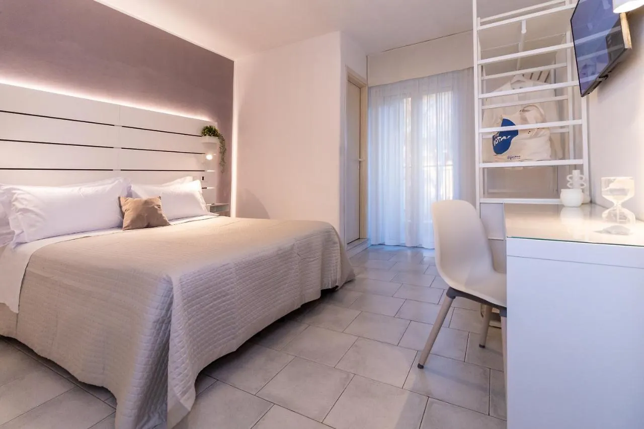 Hotel Alfonsina ريتشيوني